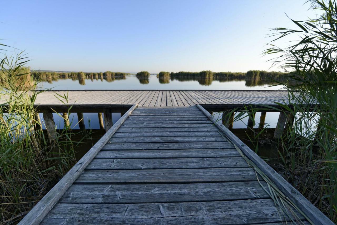 Ferienwohnungen Karoly Moerbisch Am See Exterior photo
